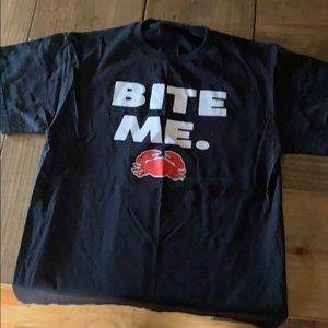 Joe’s Crab Shack T-shirt. Men’s size M